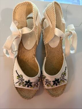 Ivanka Trump Wedges Size 7.5